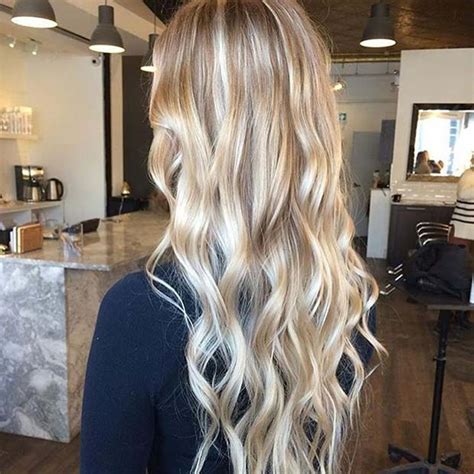 Chic Blonde Balayage Looks For Fall And Winter StayGlam