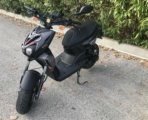 Offre VEND SCOOTER MBK STUNT NAKED NEUF AVEC FACTURE