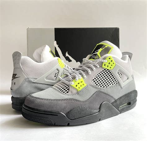 Yahooオークション Nike Air Jordan 4 Retro Se Neon Ct5342 007 ナ