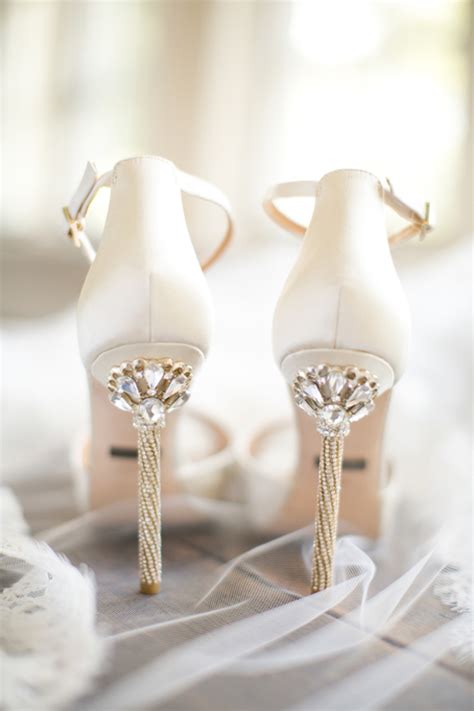 12 Of The Most Popular Wedding Shoes Ever Weddingsonlineae