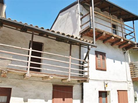 Sale Terraced House In Via Piave Cormons To Be Refurbished With