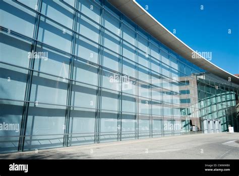 Neues Museum Oder New Museum F R Moderne Kunst In N Rnberg