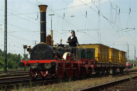 Aus Der Gro En Lok Parade Der Erste Eine Replika Des Adler Inkl