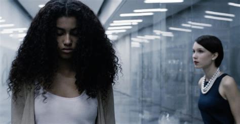 Nude Area película Ver online completa en español