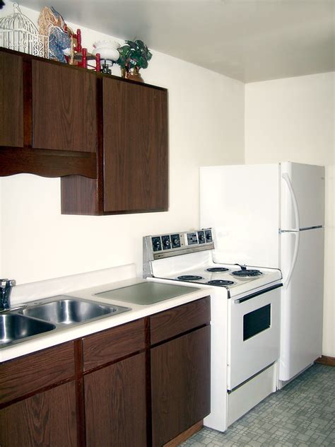 KITCHENETTE MOTEL in Janesville WI - Motels in Janesville WI Hotels