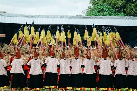 Semarak Festival Erau Di Tenggarong Indonesia Kaya