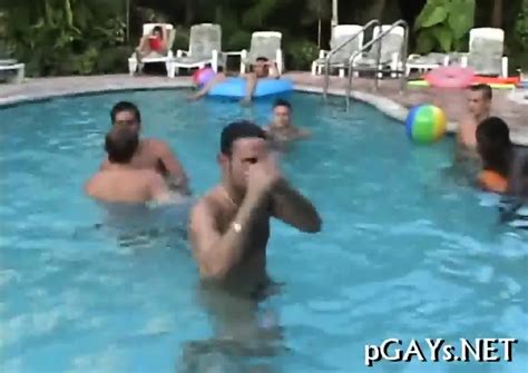 Gay Dudes Jerk Off And Suck