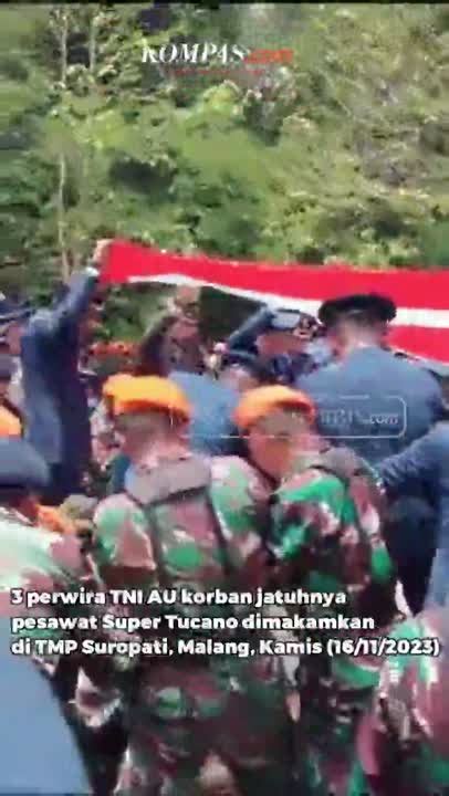 Prosesi Pemakaman Perwira Korban Jatuhnya Pesawat Tni Au