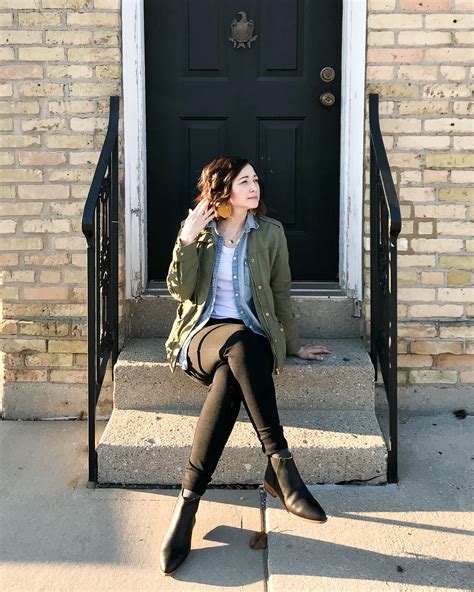 7 Unique Ways To Style Joggers For Women Ashleigh Becker