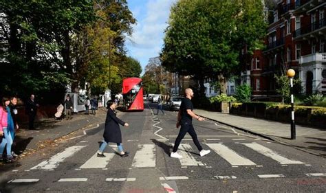 Driving law: Motorists warned of £100 fine and points for not stopping