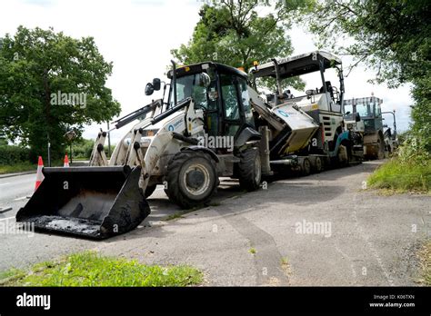 Road Repair Tarmac Repair High Resolution Stock Photography and Images ...