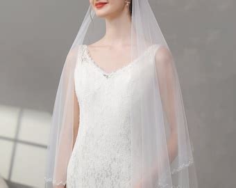 Beaded Bridal Veil Pearls Trim Veil Elegant Fingertip Veil Crystal