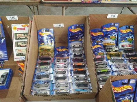 23 2003 Hot Wheels Collectors S13 Thru 71 Incl Duplicates Assiter Auctioneers