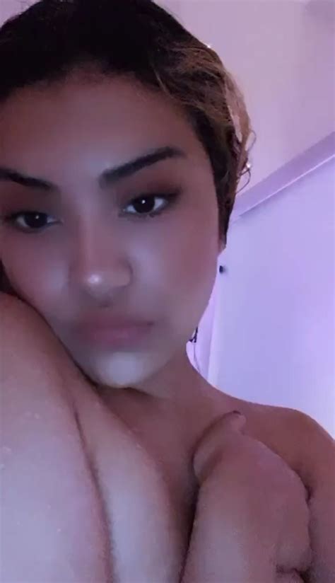 Latina Exposes Face And Tits For You Thisvid