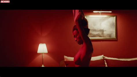 Nádia Sena nude pics pagina 1