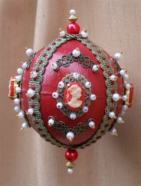 Terry Ricioli Designs Cameo And Filigree Ornament