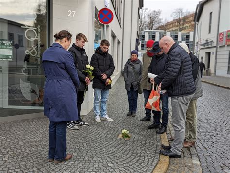 🥀in Stillem Gedenken Stolpersteineputzen🥀 Scholltimes