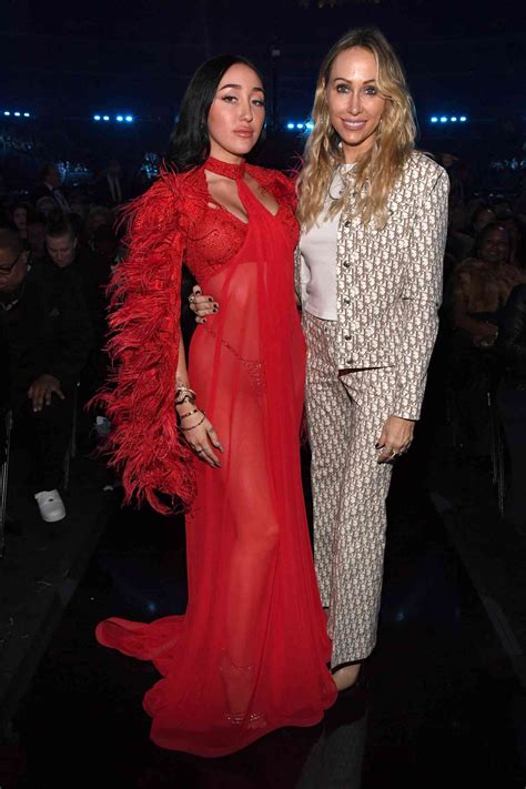 Noah Cyrus and Mom, Trish, Reunite Amid Feud Rumors