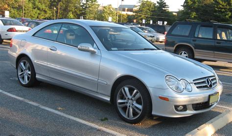 2006 Mercedes-Benz CLK350 Base 2dr Coupe 7-spd TouchShift w/OD