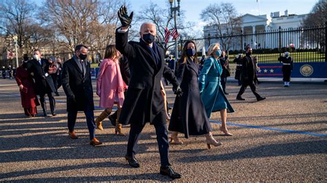 Biden Walks Down Pennsylvania Avenue The New York Times