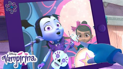 Episode 1 Bat Chats Ghoul Girls On Tour Vampirina Disney Junior