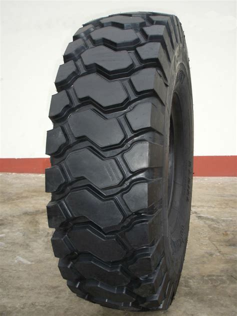 Mine Pattern 1400r25 385 95R25 4star New Crane Tire China 14 00r25