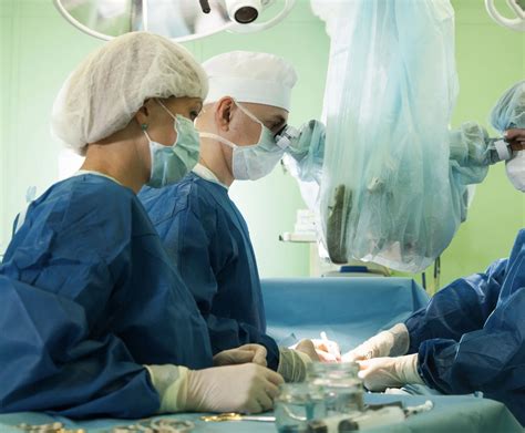 Urologist Nika Akhvlediani | Urologist services in Moscow and Istanbul