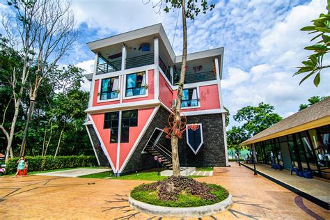 Upside down house, Phuket