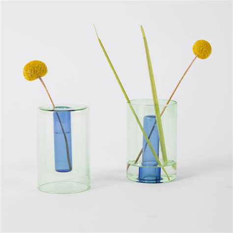 Small Reversible Vase Block Design