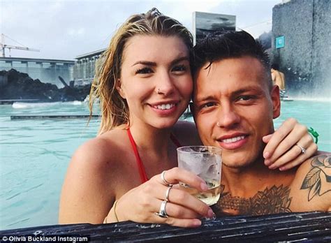 Olivia Buckland Poses In Bikini On Icelandic Break Daily Mail Online