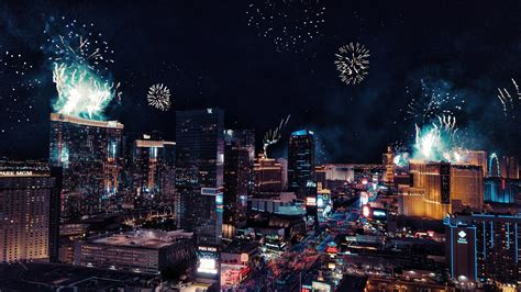 Best Locations To Watch The 4th Of July Fireworks In Las Vegas Wallflower