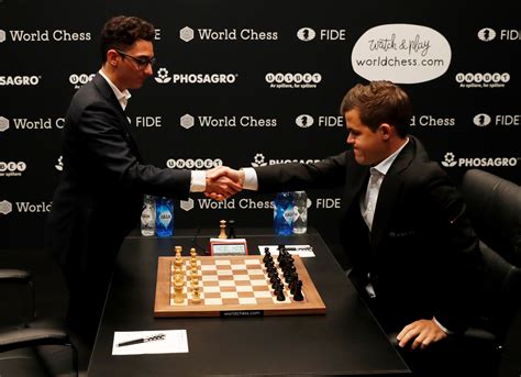 Carlsen Impresiona Y Caruana Resiste En La Primera Partida Del Mundial