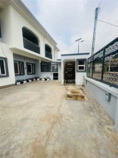 For Sale Luxuriously Design Tastefully Finished 4 Bedroom Duplex