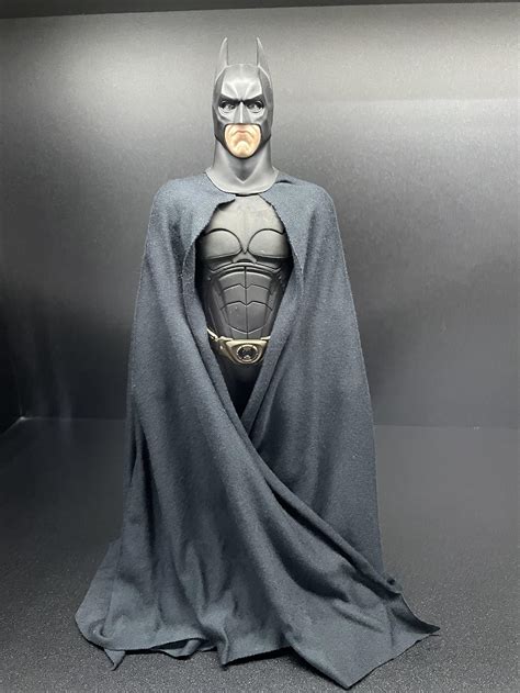 Hot Toys Batman Begins Batsuit Bruce Wayne Toy Fair Exclusive The Dark Knight Hobbies Toys