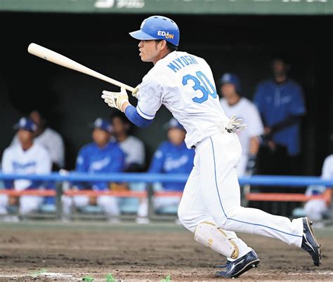 中日・三好大倫がオープン戦チーム初打点 沖縄滞在最終日も存在感！外野のレギュラー争い猛アピール