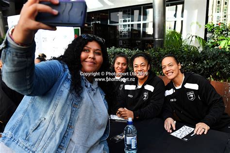 Kiwi And Kiwi Ferns Fan Day June Photosport New Zealand