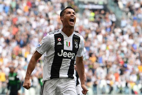 Cristiano Ronaldo 4k Juventus - 3412x2275 - Download HD Wallpaper ...