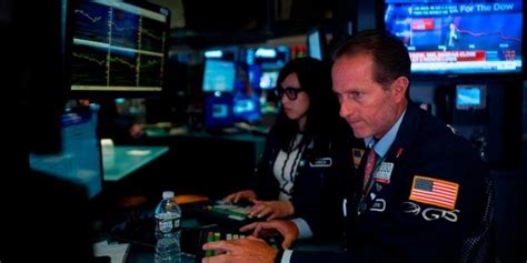 Indicadores Wall Street Arranca La Semana En Rojo Y El Dow Jones Baja