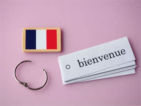 Bienvenue en France! French Woman Returns Home Feeling Like an Expat ...