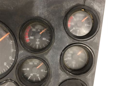 A C Mack Cxu Speedometer Instrument Cluster For Sale