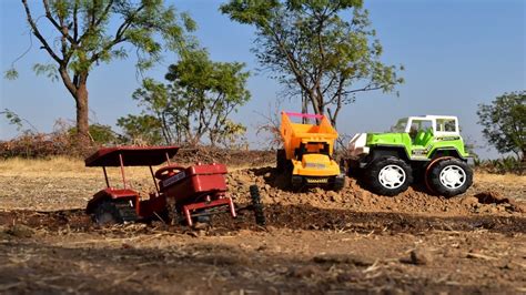 Tractor Heavy Loaded Sand Stuck In Deep Mud Pulling Out HMT Tractor