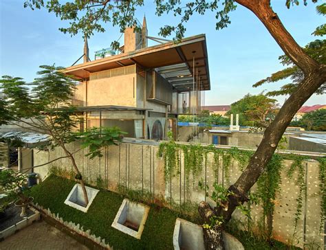 Gallery of The Guild House / Realrich Architecture Workshop - 20