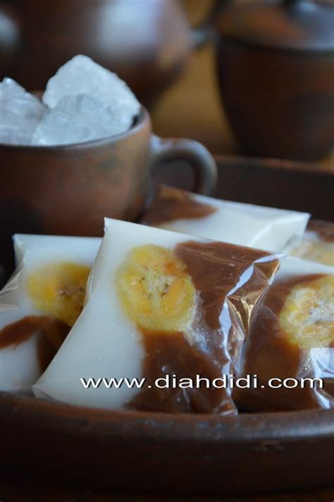 Diah Didis Kitchen Nagasari Hungkwe Coklat Putih Indonesian Desserts