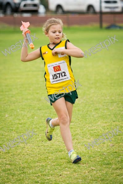 Little Athletics Jaymee Hooks Picture Louise Westpix