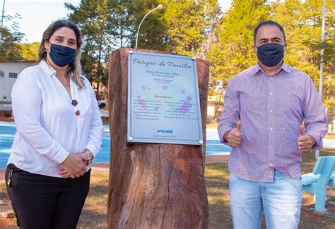 Not Cia Prefeito Altair Inaugura Parque Da Fam Lia Para A Popula O