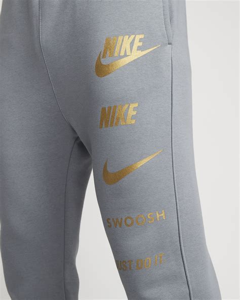 Nike Sportswear Standard Issue Herren Cargohose Nike Be