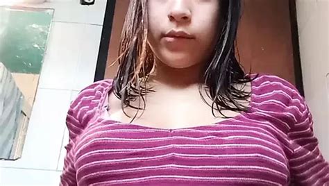 Hot Beautiful Sexy Boobs Very Hot Tight Tight Boobs I Am Softening By Rubbing It I Am Holding