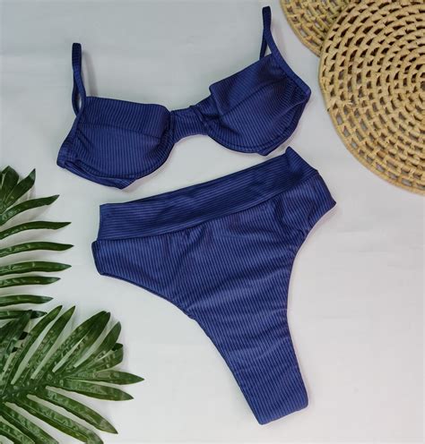 Conjunto Meia Taça Hot Pants Azul Marinho Canelado CARIOKAS MODA PRAIA