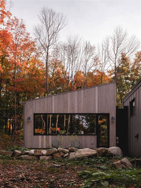 Shefford House, Canada by Atelier BOOM-T|Houses