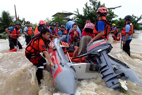 Al Menos 13 Muertos Y 6 Desaparecidos En Las Inundaciones Y Aludes De